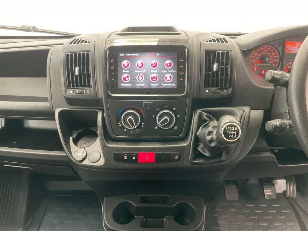 Vauxhall Movano Prime White #16