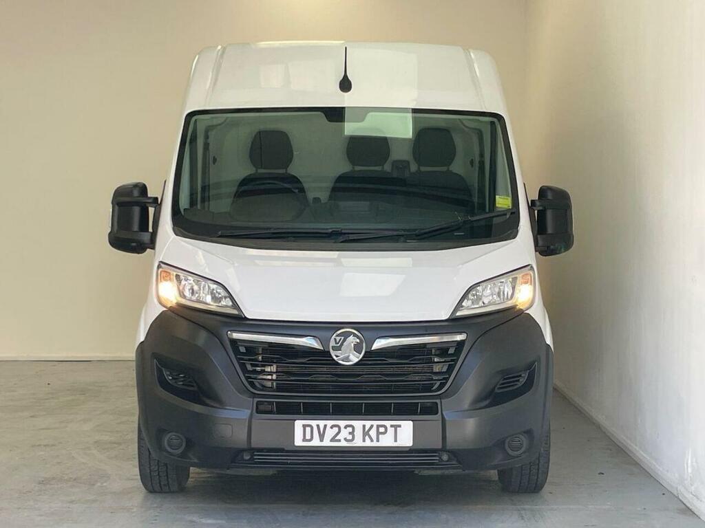 Vauxhall Movano Prime White #2