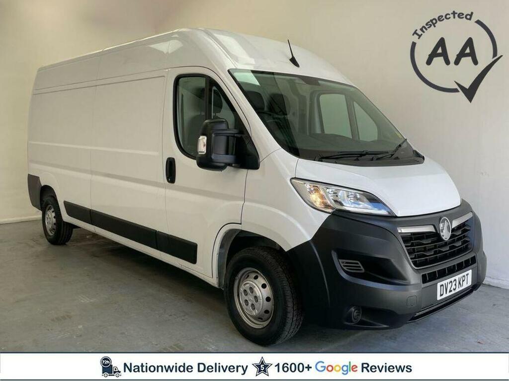 Vauxhall Movano Prime White #1