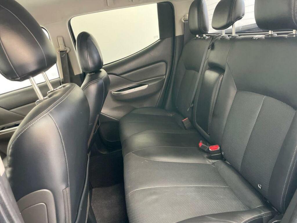 Mitsubishi L200 Pickup Green #13