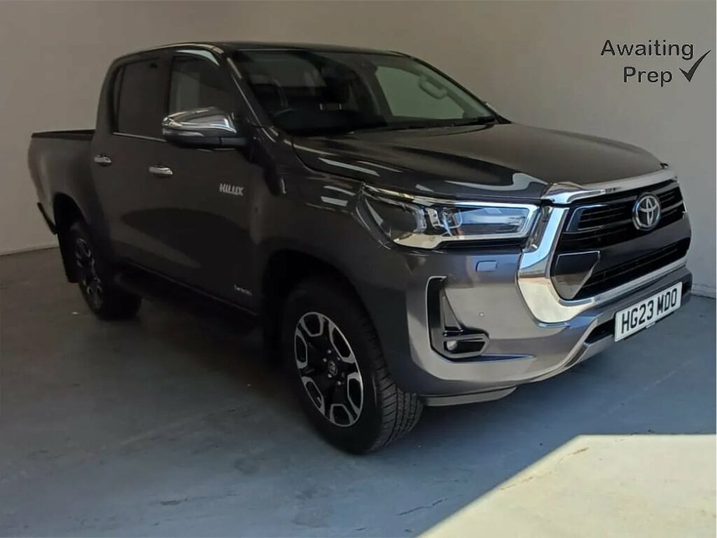 Toyota HILUX Invincible X D Cab 2.8 D-4d 204Ps Euro 6 U83 Grey