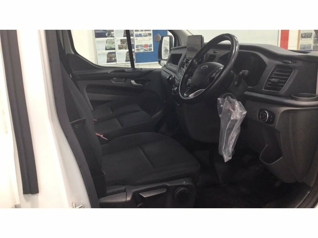 Ford Transit Custom 320 2.0 Ecoblue Trend L1 H1 105Ps U8372 Ulez FD23ZXR White #4