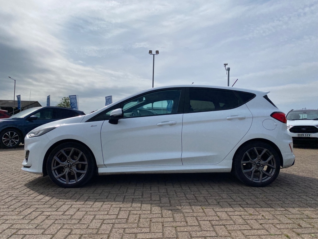 Ford Fiesta 1.0 Ecoboost Hybrid Mhev 125 St-line DA23XUV White #6