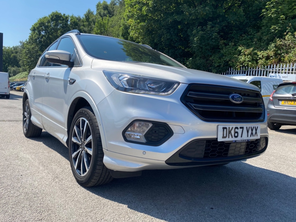 Ford Kuga St-line Non Local Svp 1.5Tdci 120Ps Silver