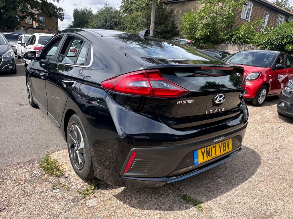 Hyundai Ioniq 1.6 H-gdi Premium Dct Euro 6 Ss Black #4