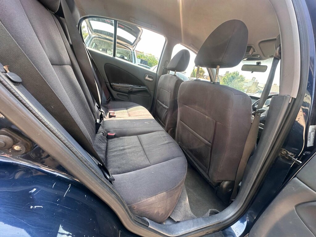 Nissan Almera 1.5 Sx Blue #12