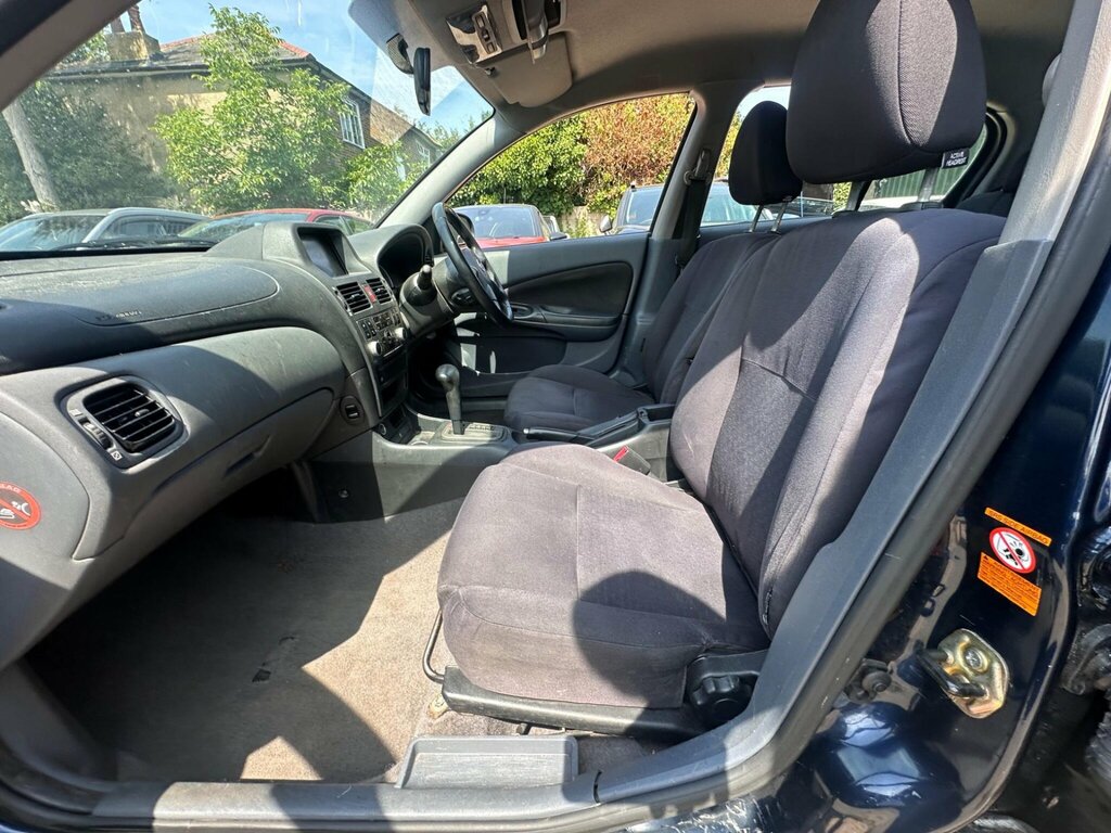 Nissan Almera 1.5 Sx Blue #14