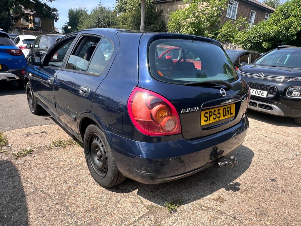 Nissan Almera 1.5 Sx Blue #4