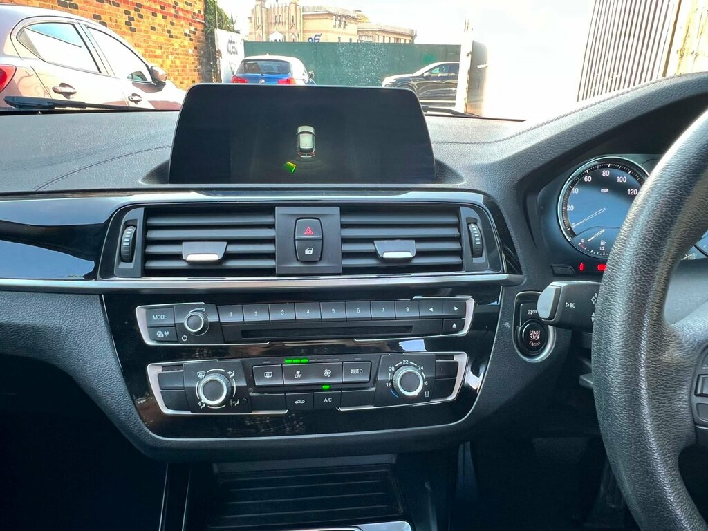 BMW 1 Series Hatchback 3.0 Grey #18