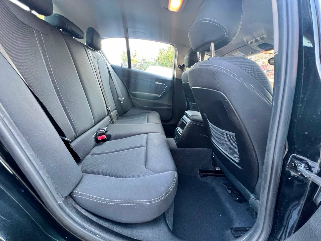 BMW 1 Series Hatchback 3.0 Grey #12