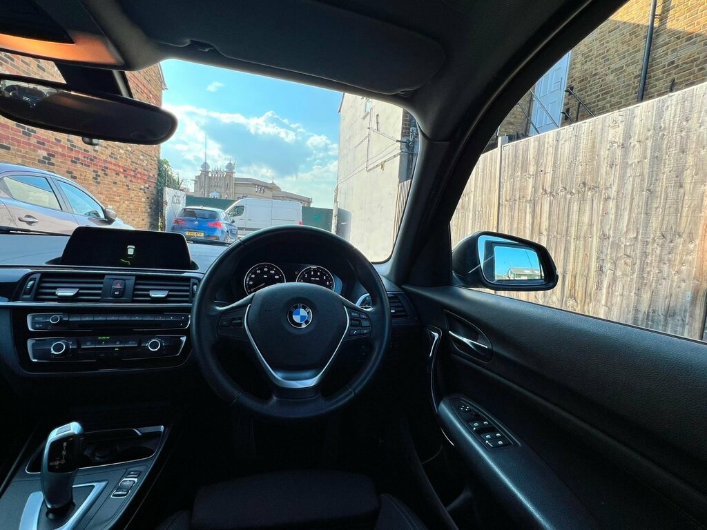 BMW 1 Series Hatchback 3.0 Grey #16