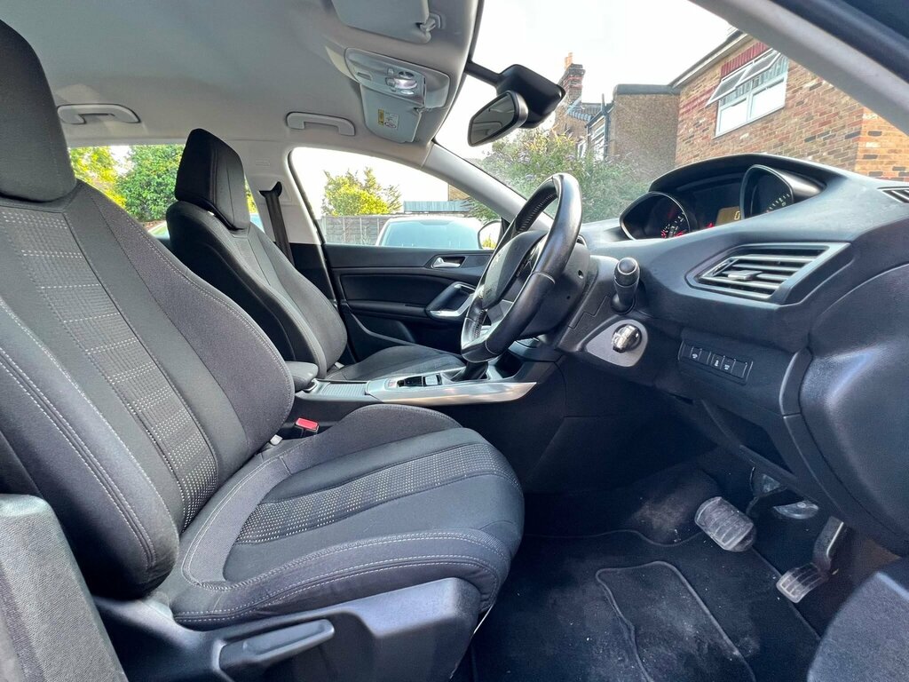 Peugeot 308 Hatchback Black #14