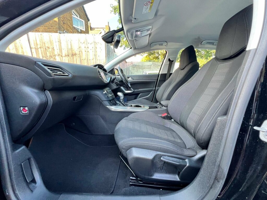 Peugeot 308 Hatchback Black #9