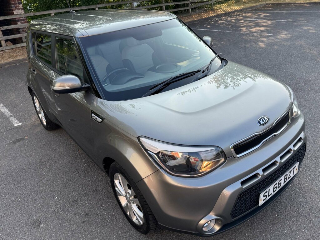 Kia Soul 1.6 Crdi Connect Plus Euro 6 Silver #3