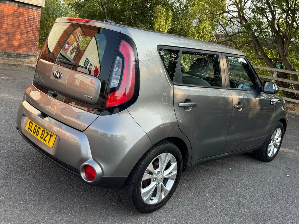 Kia Soul 1.6 Crdi Connect Plus Euro 6 Silver #5