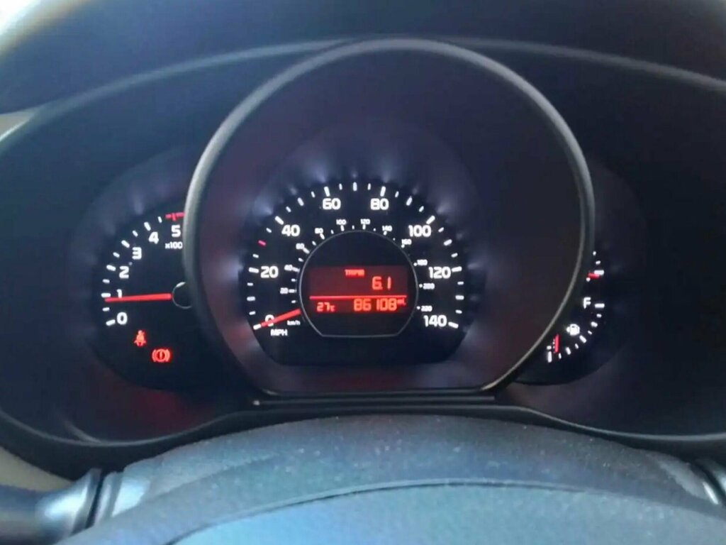 Kia Soul 1.6 Crdi Connect Plus Euro 6 Silver #3