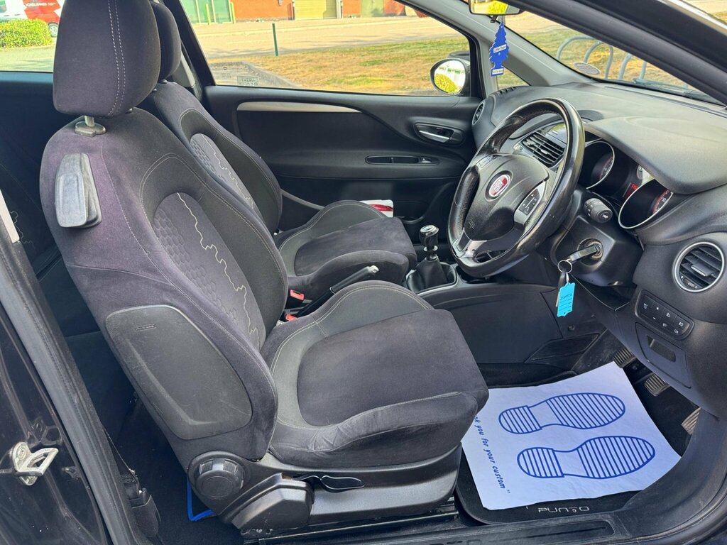 Fiat Punto 1.2 Pop 69 Bhp Red #18