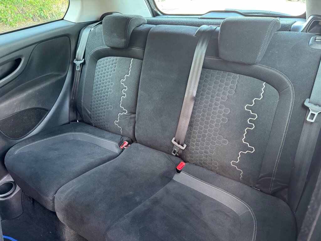 Fiat Punto 1.2 Pop 69 Bhp Red #39