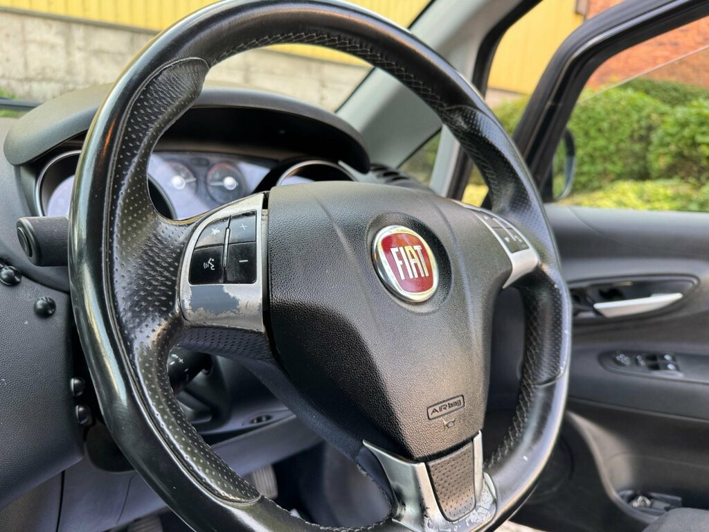 Fiat Punto 1.2 Pop 69 Bhp Red #28