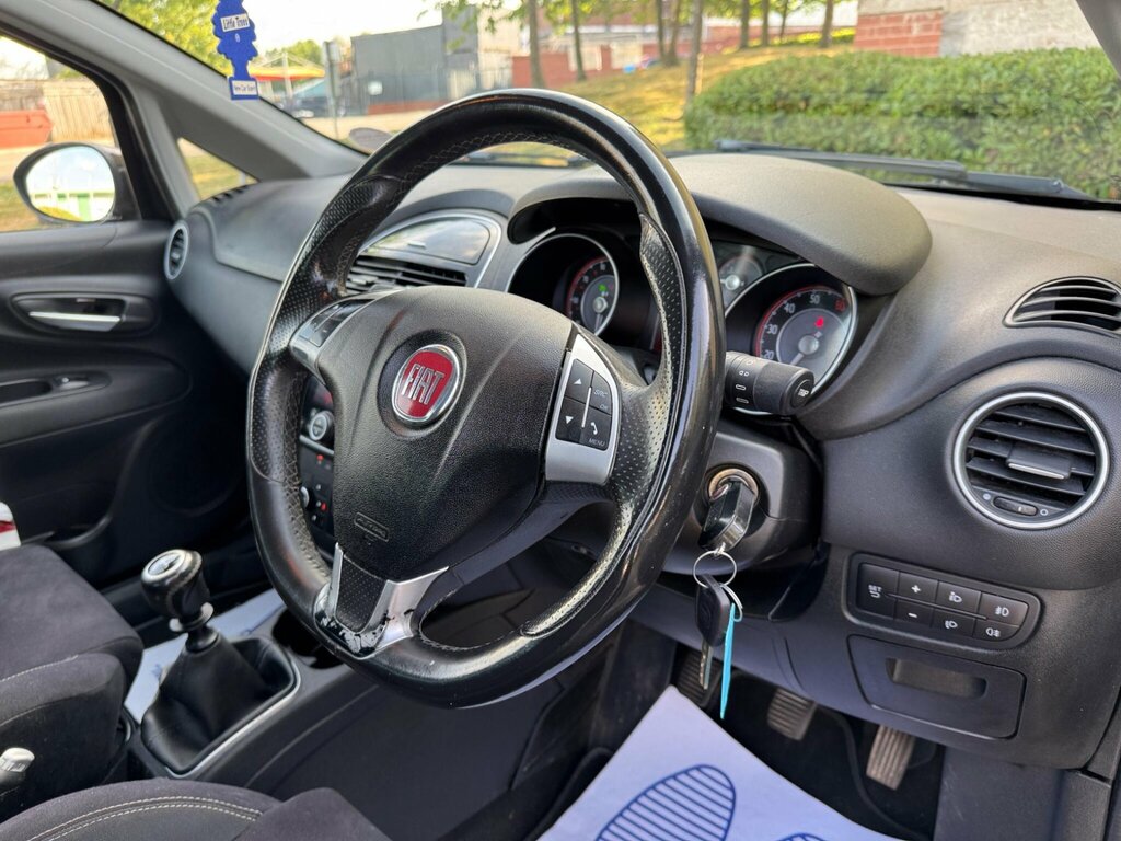 Fiat Punto 1.2 Pop 69 Bhp Red #19