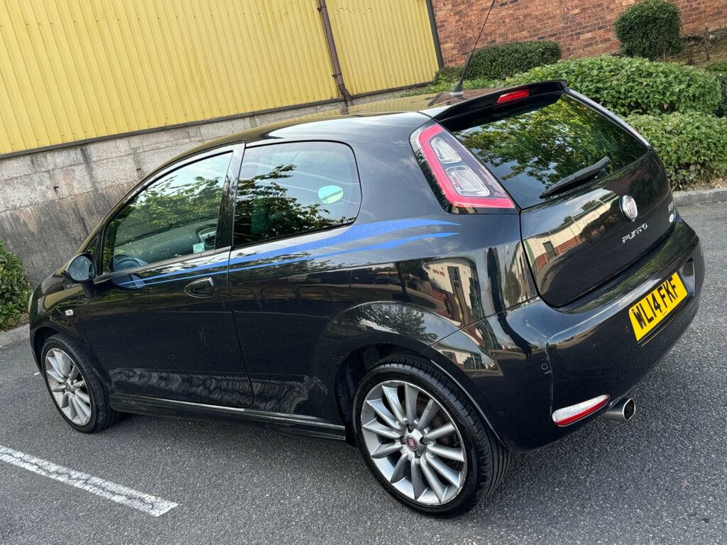 Fiat Punto 1.2 Pop 69 Bhp Red #8