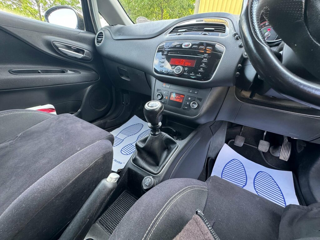 Fiat Punto 1.2 Pop 69 Bhp Red #33