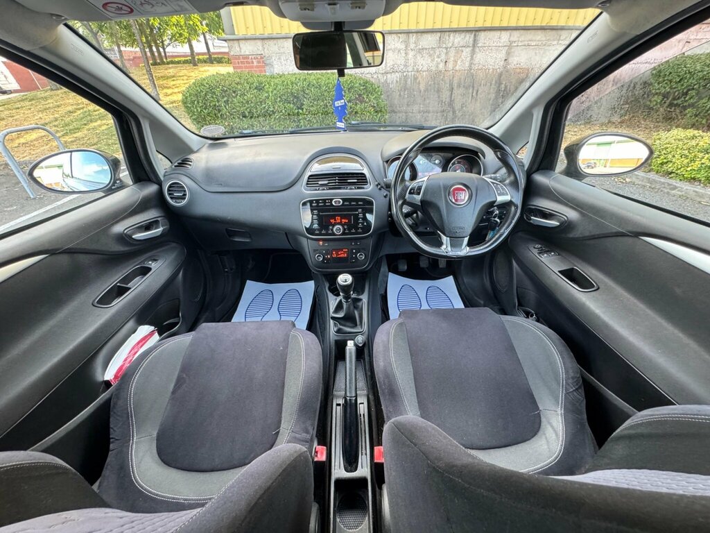 Fiat Punto 1.2 Pop 69 Bhp Red #24