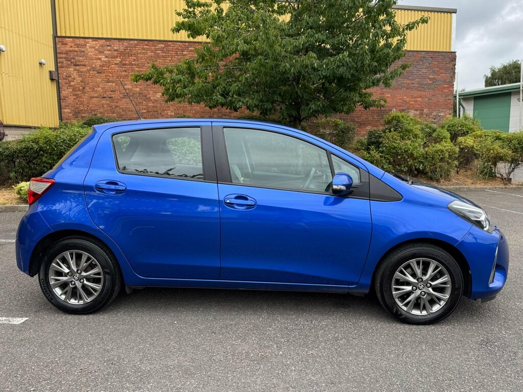 Toyota Yaris 1.5 Vvt-i Icon Euro 6 Blue #4