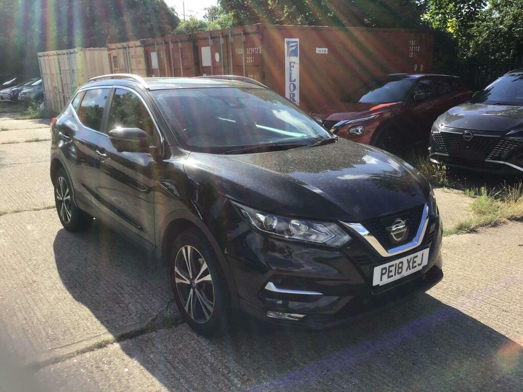 Nissan Qashqai 1.2 Dig-t N-connecta Euro 6 Ss Black