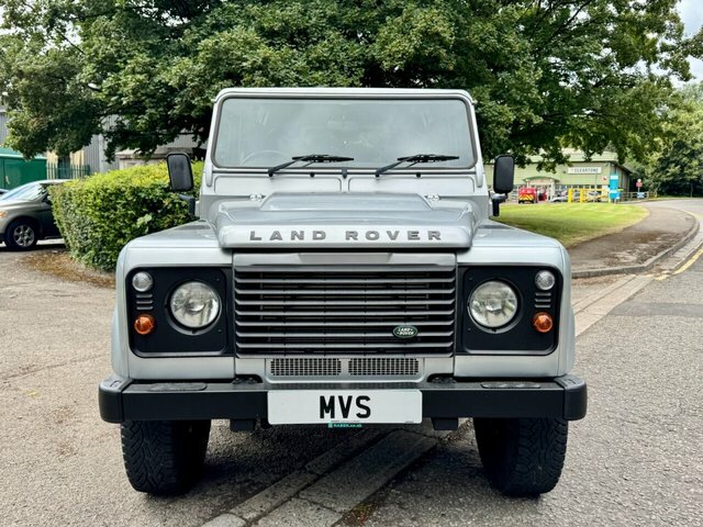 Land Rover Defender 90 2011 2.4 Tdci Hard Top Suv 4Wd S Silver #2