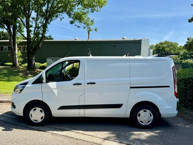 Ford Transit Custom 2019 2.0 280 Ecoblue Trend Panel Van Ma CX19GJJ White #4