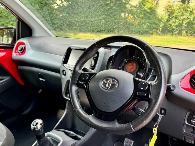 Toyota Aygo 1.0 Vvt-i X-cite Hatchback Euro Purple #10