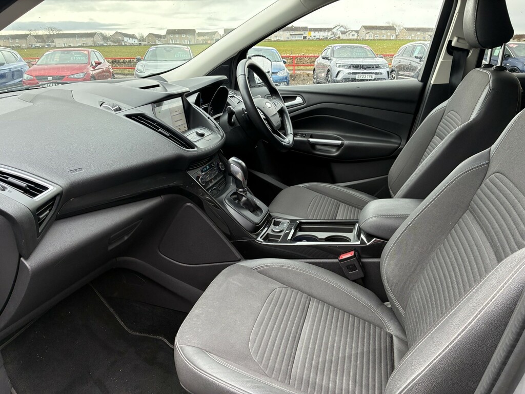 Ford Kuga Suv 2.0 Tdci Titanium 2017 Silver #5