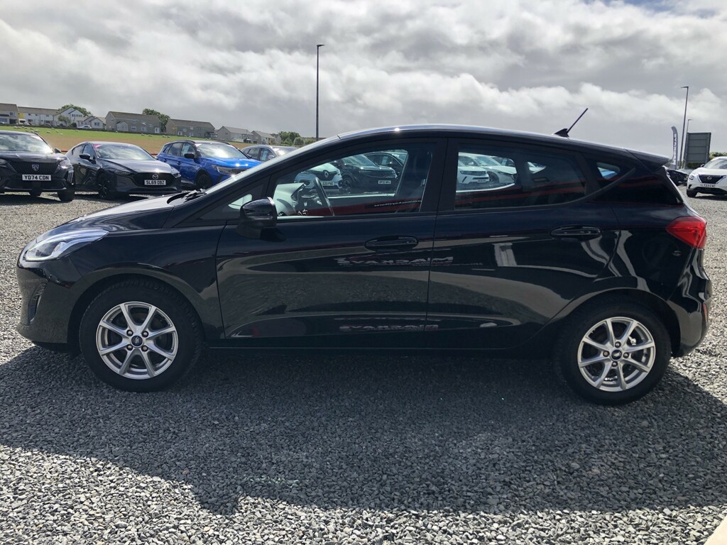 Ford Fiesta Hatchback 1.1 Ti-vct Zetec 2018 DX68UOG Black #3