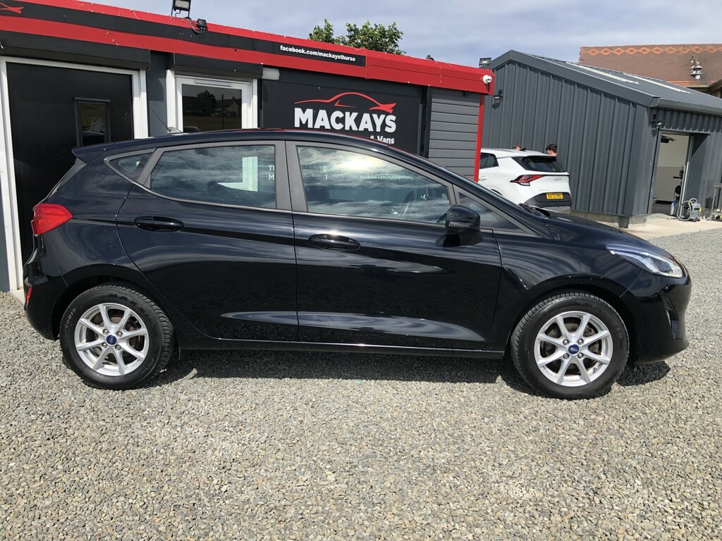 Ford Fiesta Hatchback 1.1 Ti-vct Zetec 2018 DX68UOG Black #4