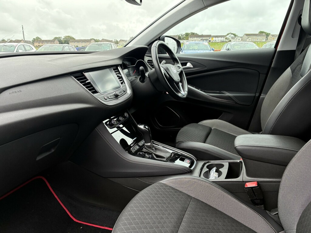 Vauxhall Grandland X Suv 1.2 Turbo Sri Nav 2021 Red #5
