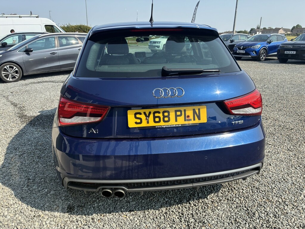 Audi A1  Black #7