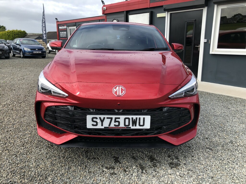MG MG3 1.5 Hybrid Trophy Red #2