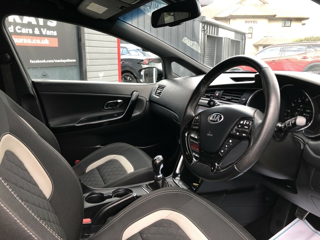 Kia Ceed 1.6 Crdi Gt-line Silver #6
