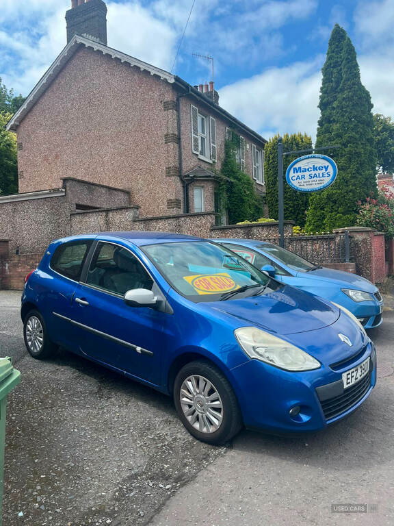 Renault Clio 1.2 16V I-music Blue