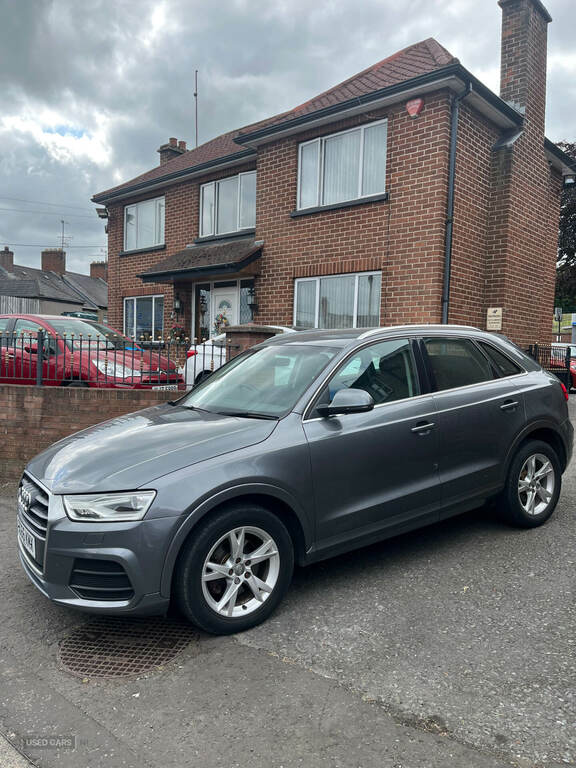 Audi Q3 2.0 Tdi Se Grey #4