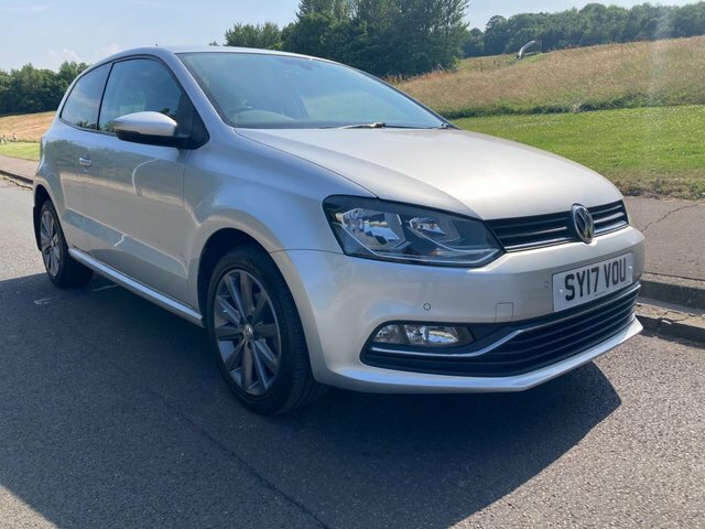 Volkswagen Polo 2017 1.2 Tsi Bluemotion Tech Match Edition Euro 6 Silver