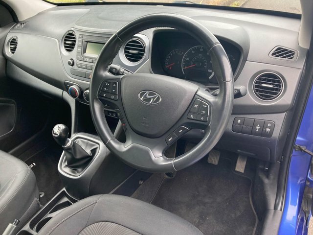 Hyundai I10 1.2 Premium Se Euro 6 Red #14