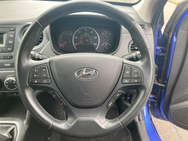 Hyundai I10 1.2 Premium Se Euro 6 Red #18