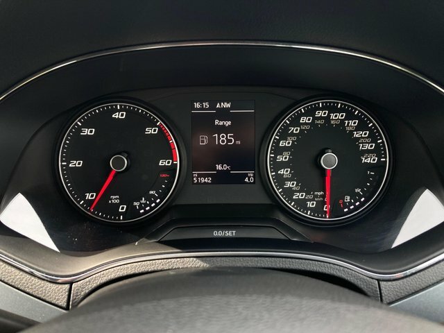 Seat Arona Se Technology White #25