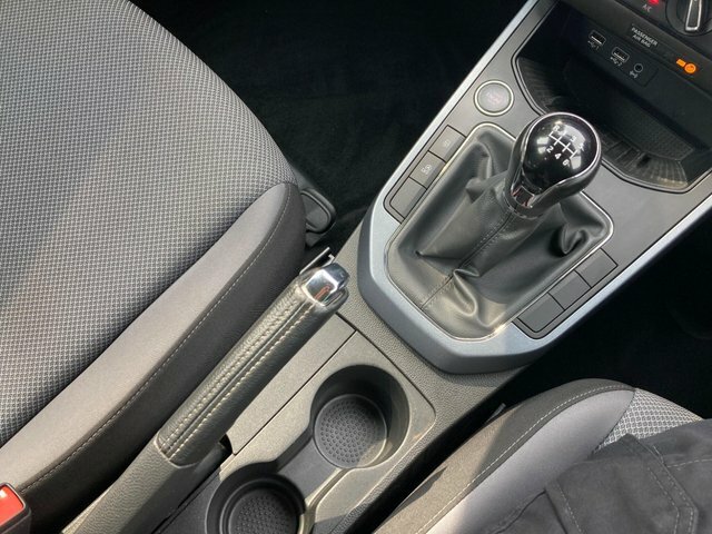 Seat Arona Se Technology White #23