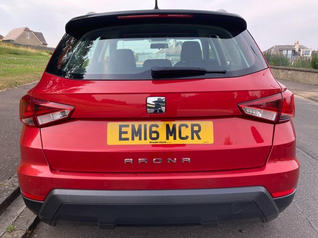 Seat Arona 2018 1.6 Tdi Se Technology Lux Euro 6 Ss Red #4