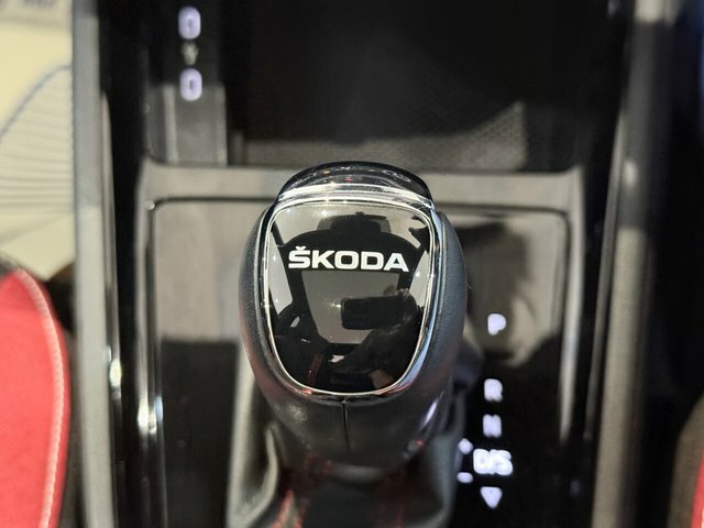 Skoda Kamiq Hatchback Black #27
