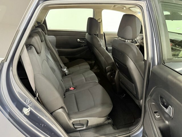 Kia Carens 3 Silver #13