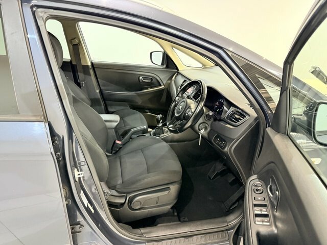 Kia Carens 3 Silver #12